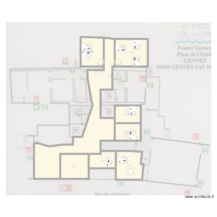 FSgvl. Plan de 8 pièces et 207 m2