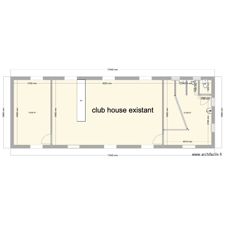 club house  existant. Plan de 3 pièces et 89 m2