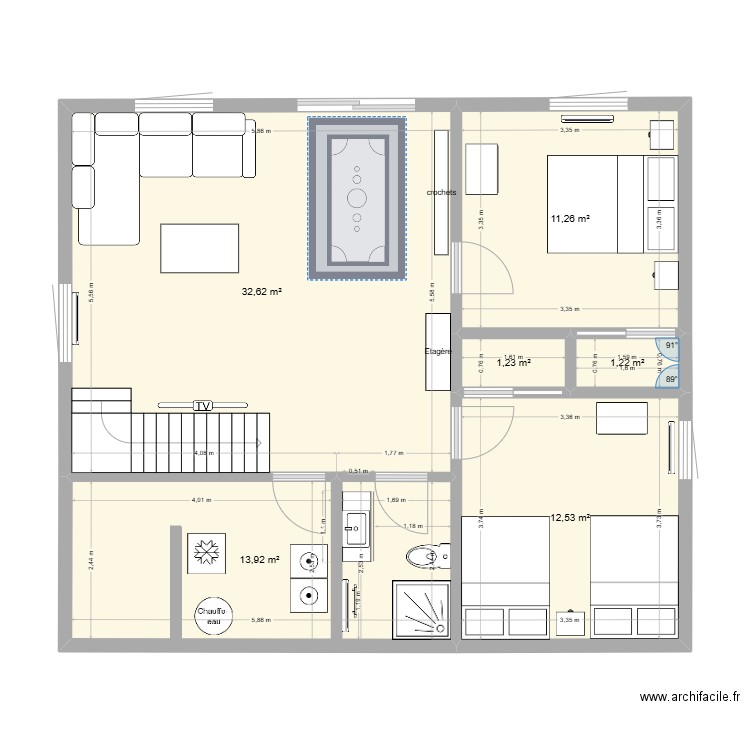 Rez-de-jardin. Plan de 6 pièces et 73 m2