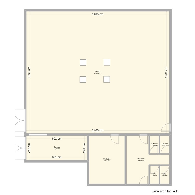 DOJO. Plan de 8 pièces et 219 m2