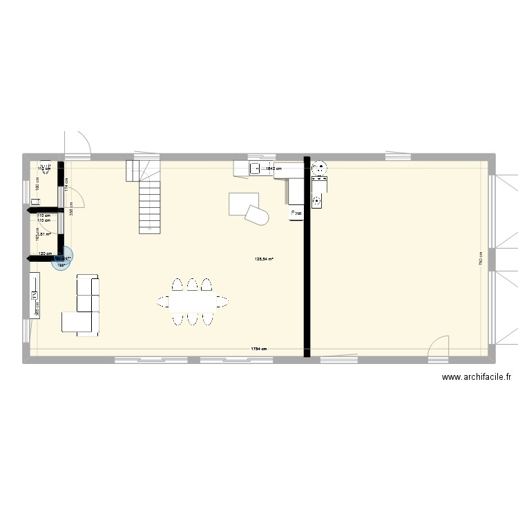 maison. Plan de 2 pièces et 130 m2