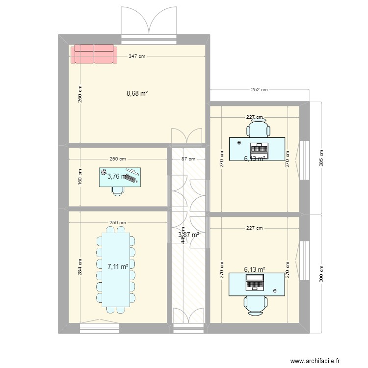 Rénovation de bureaux. Plan de 6 pièces et 36 m2