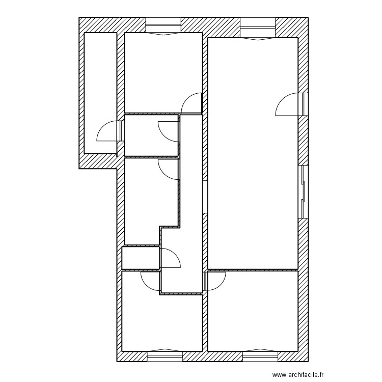 TRGANT. Plan de 9 pièces et 89 m2