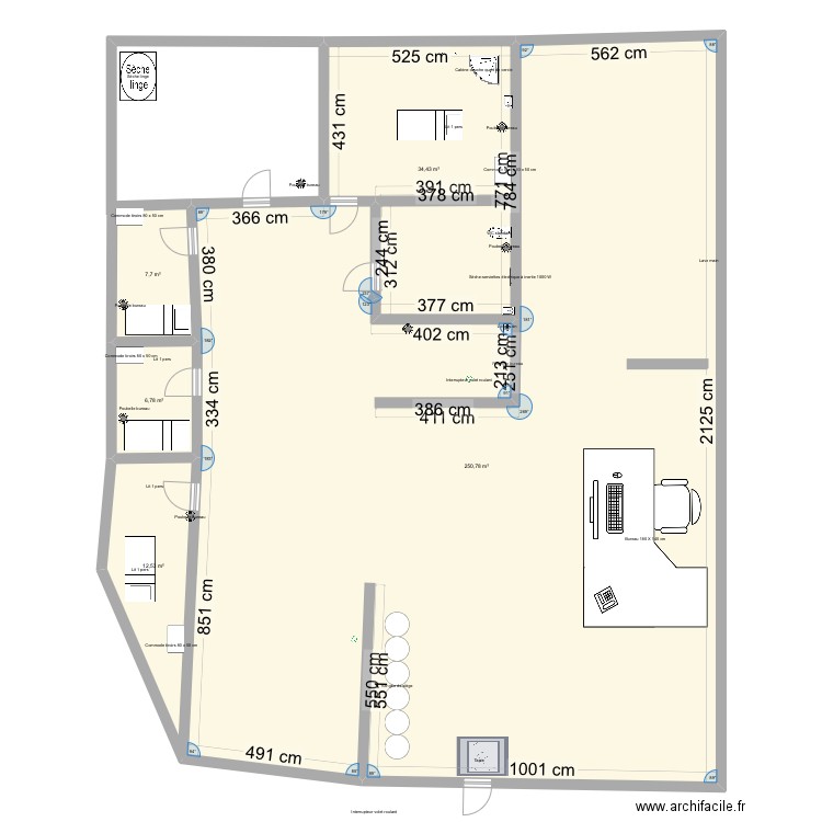 Institut body minute . Plan de 5 pièces et 312 m2