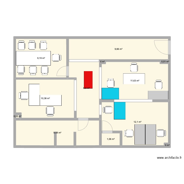 Nouveaux bureaux. Plan de 12 pièces et 70 m2