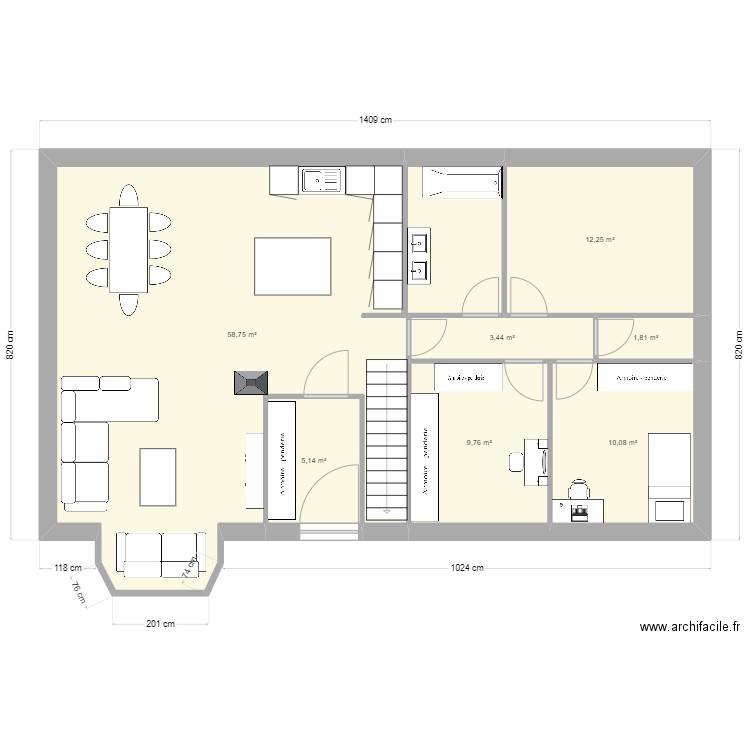 maison étage. Plan de 7 pièces et 101 m2