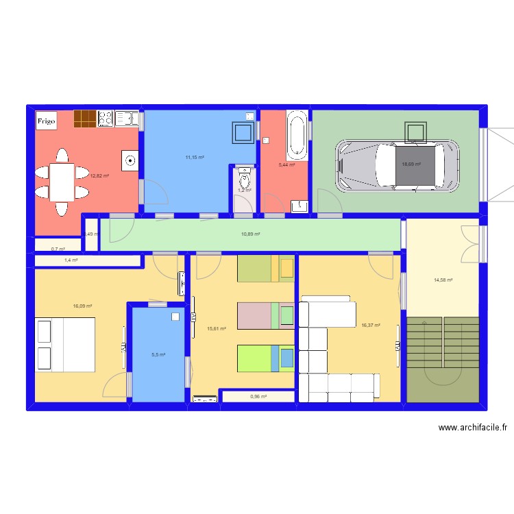 150MX10 BLUE. Plan de 15 pièces et 132 m2