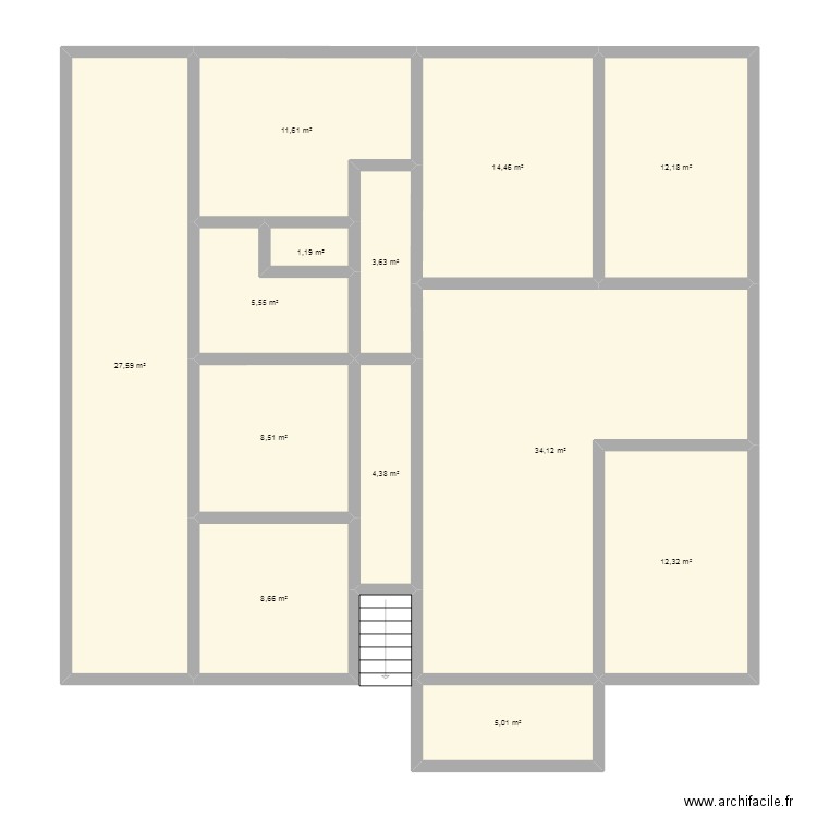 SCI. Plan de 13 pièces et 149 m2