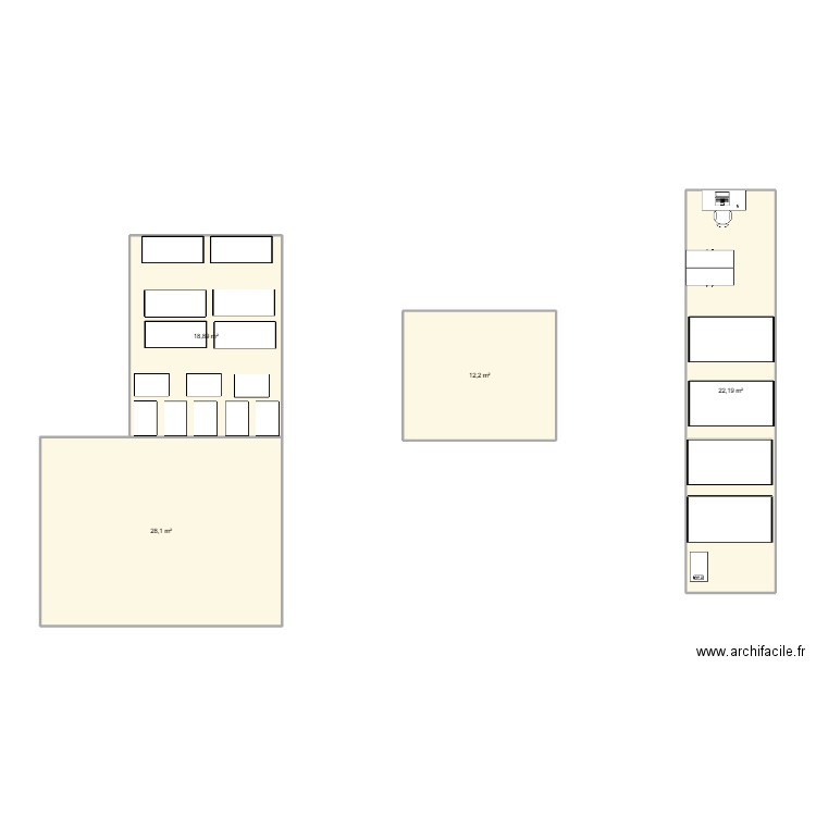 carrozzeria. Plan de 4 pièces et 81 m2