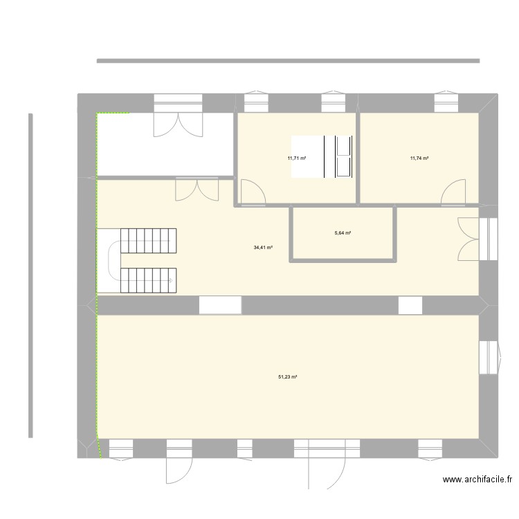 Rdc. Plan de 5 pièces et 115 m2