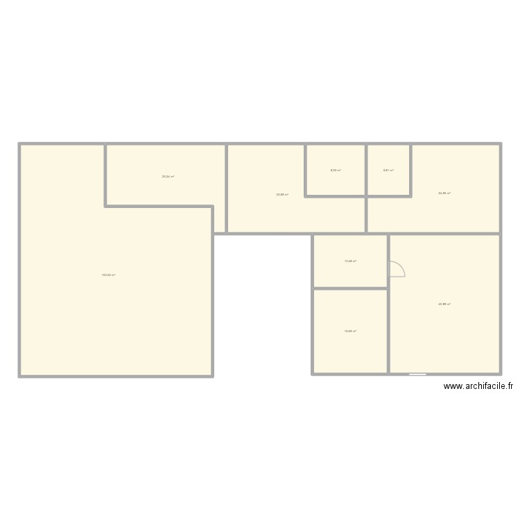 COMMERC. Plan de 9 pièces et 251 m2