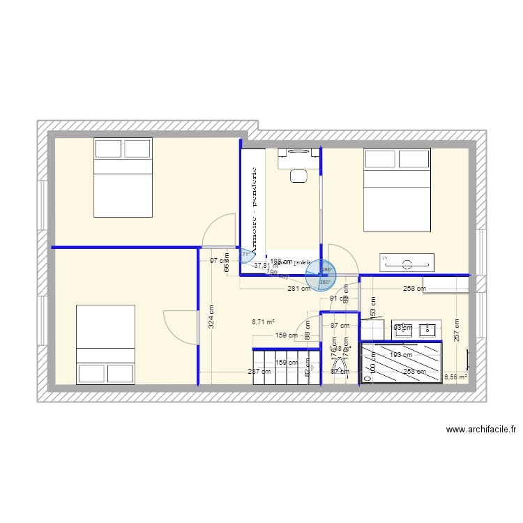 ETAGE NINITTE ET PIERRE 2. Plan de 4 pièces et 17 m2