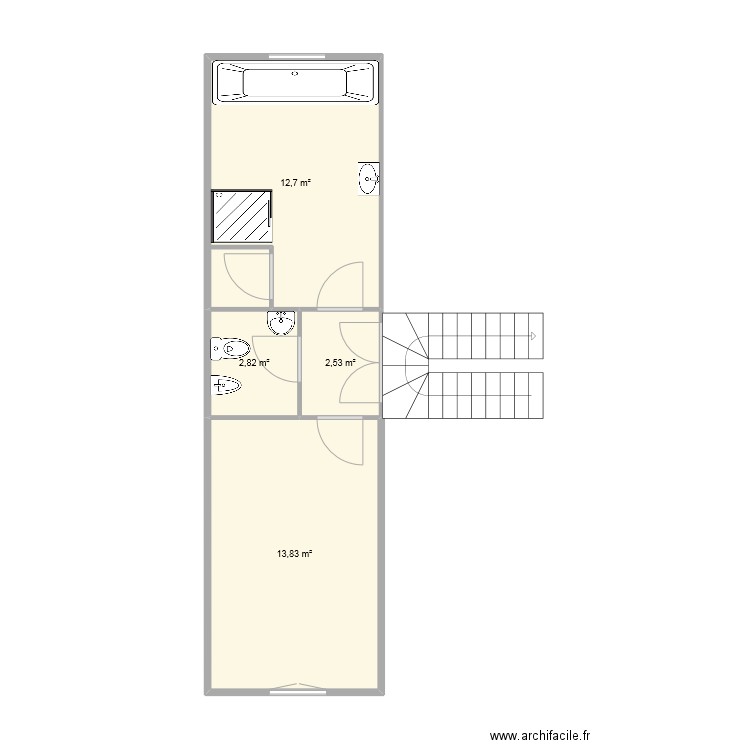 Demi palier, Suite, Chambre d'hote. Plan de 4 pièces et 32 m2