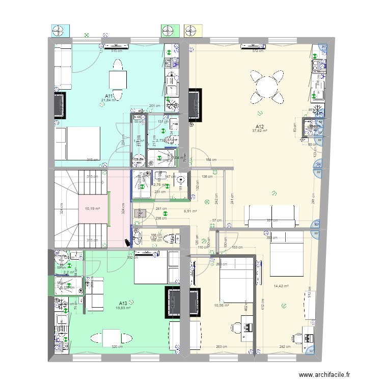 Bat-A-R+1. Plan de 14 pièces et 133 m2