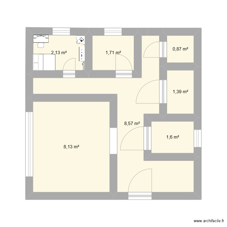 maison. Plan de 7 pièces et 24 m2