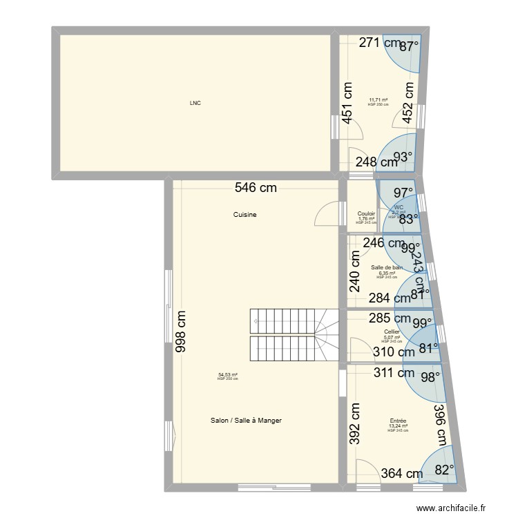 LANOT RDC. Plan de 8 pièces et 135 m2