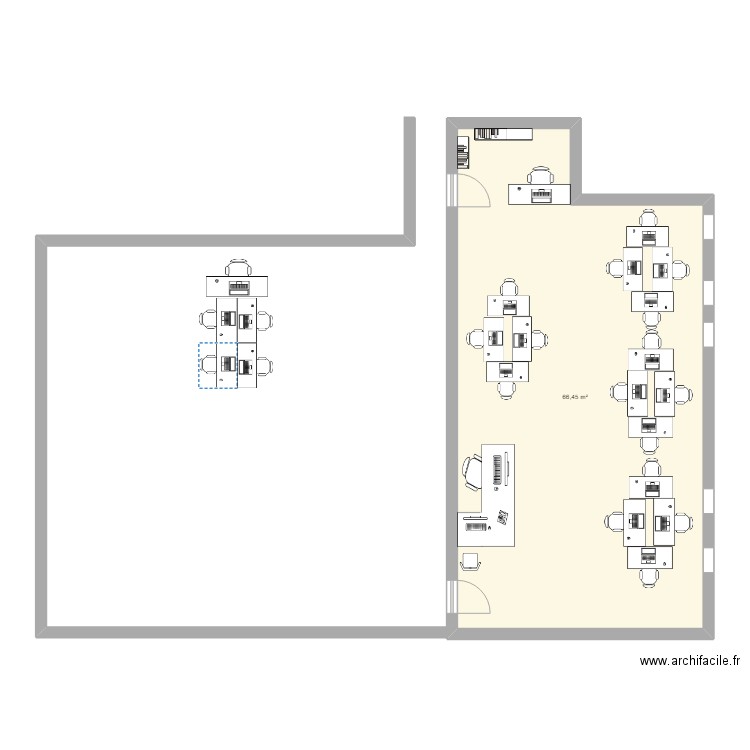 salle G1 G4. Plan de 1 pièce et 66 m2