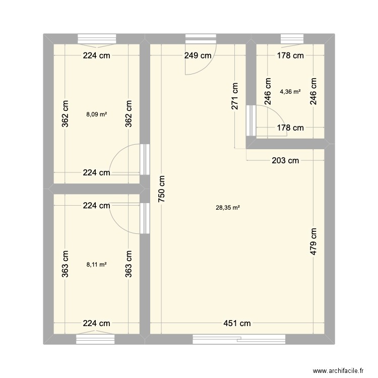 Maison. Plan de 4 pièces et 49 m2