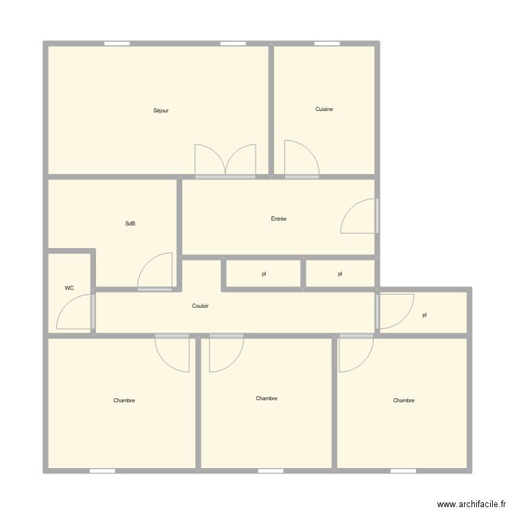 de carne. Plan de 12 pièces et 78 m2