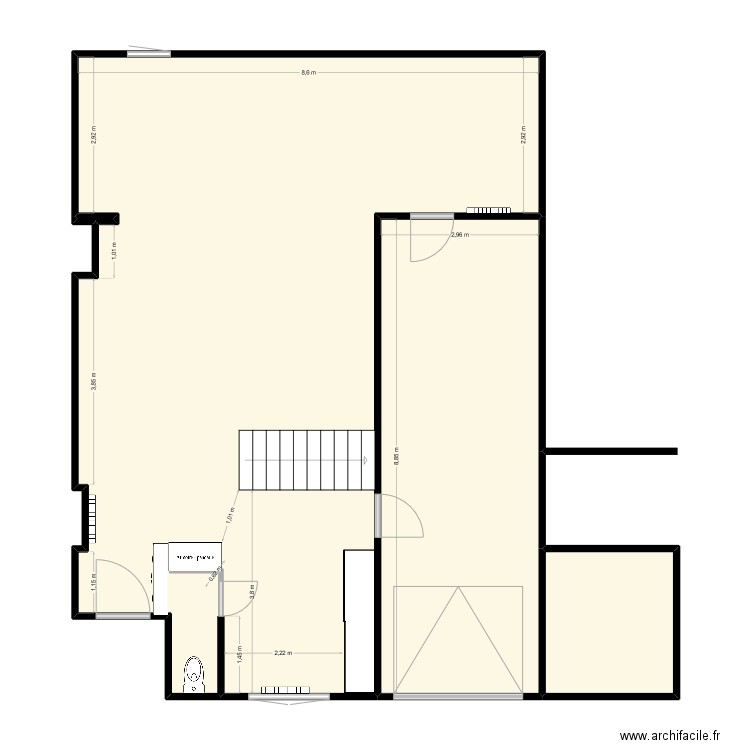 petunias entrée bis. Plan de 3 pièces et 104 m2