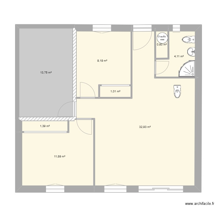 projet 10m BIS. Plan de 8 pièces et 75 m2