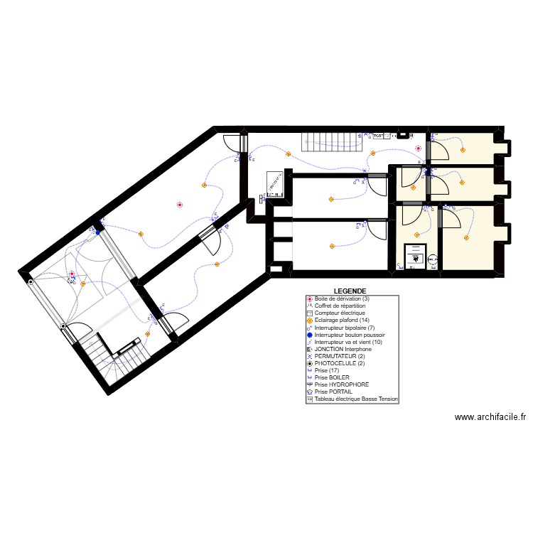 AV DU PARC GARAGE ET CAVES. Plan de 7 pièces et 32 m2