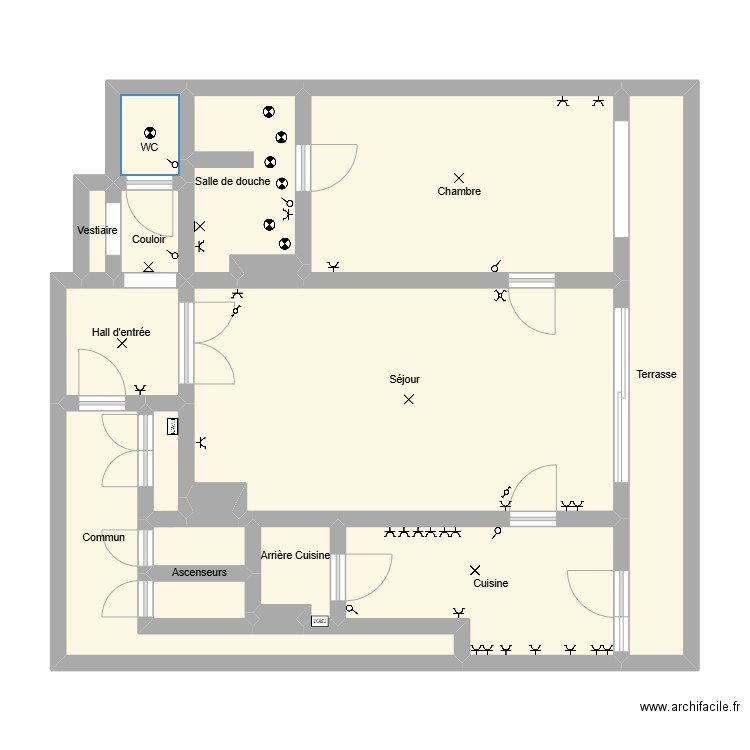 Appartement Evere 9iem étages. Plan de 17 pièces et 84 m2