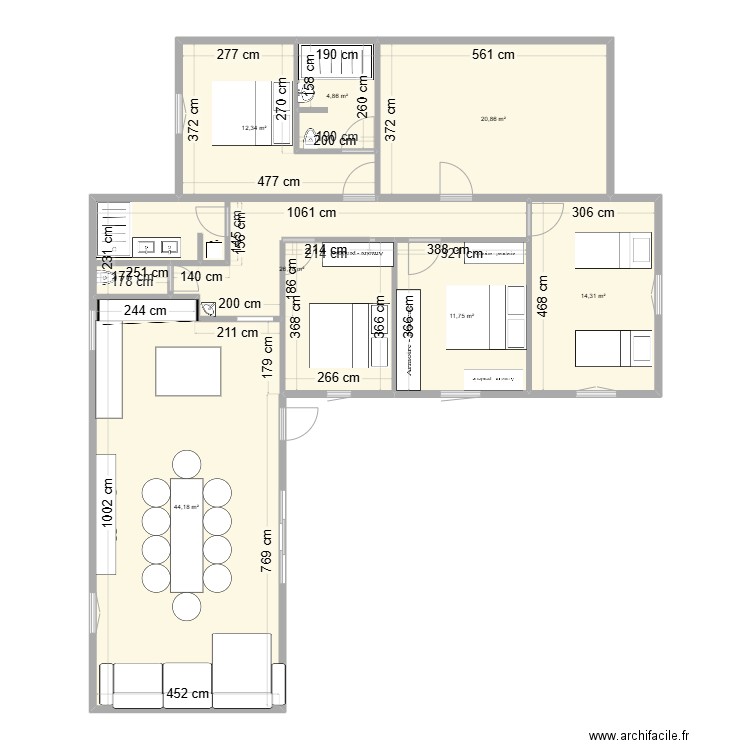 La Couarde V8. Plan de 7 pièces et 134 m2