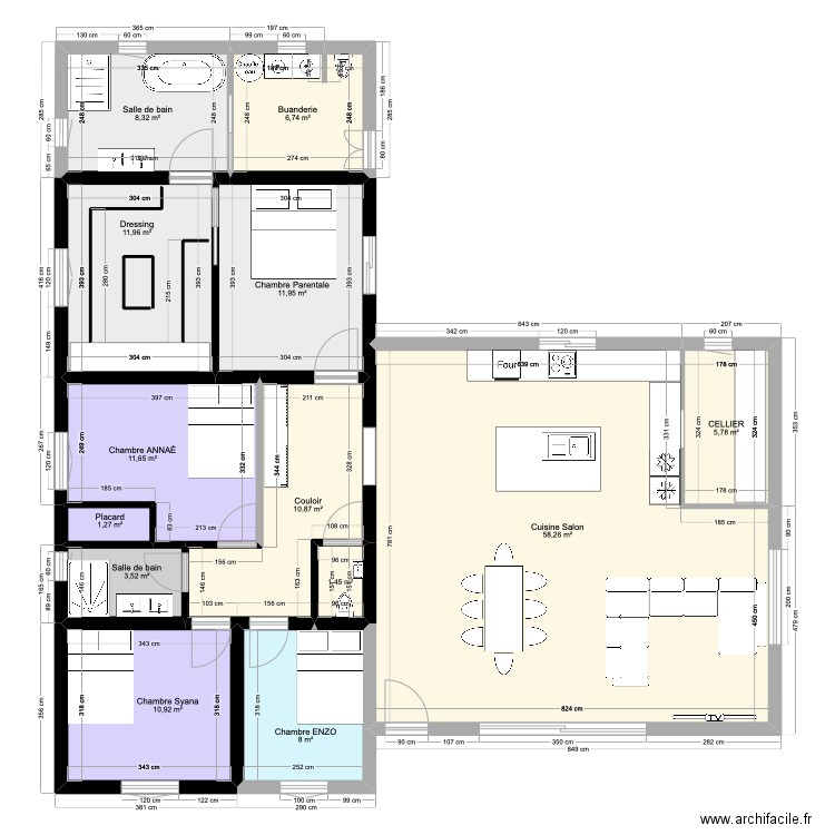 ST MAXIMIN. Plan de 13 pièces et 151 m2