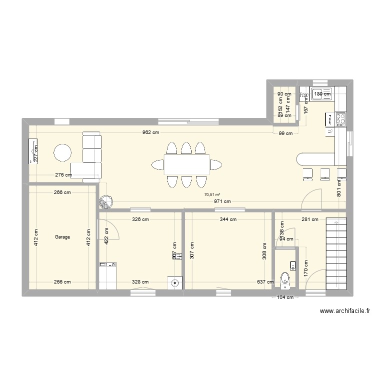 Maison RDC. Plan de 3 pièces et 83 m2