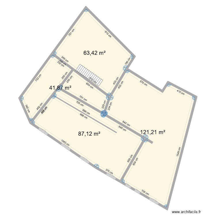 Plan RDC / R1. Plan de 4 pièces et 314 m2