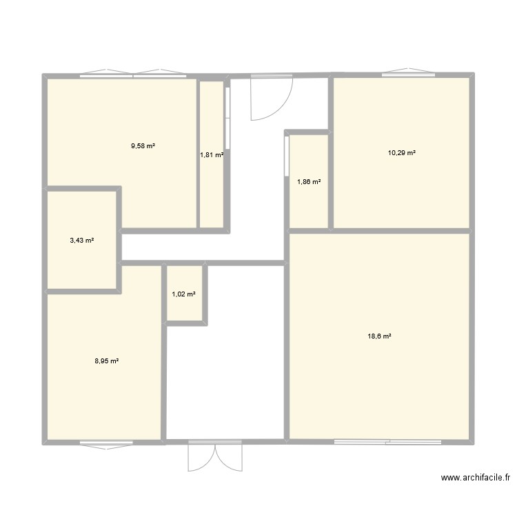 plan maison. Plan de 8 pièces et 58 m2