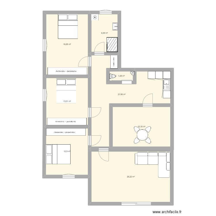 actuel. Plan de 8 pièces et 114 m2