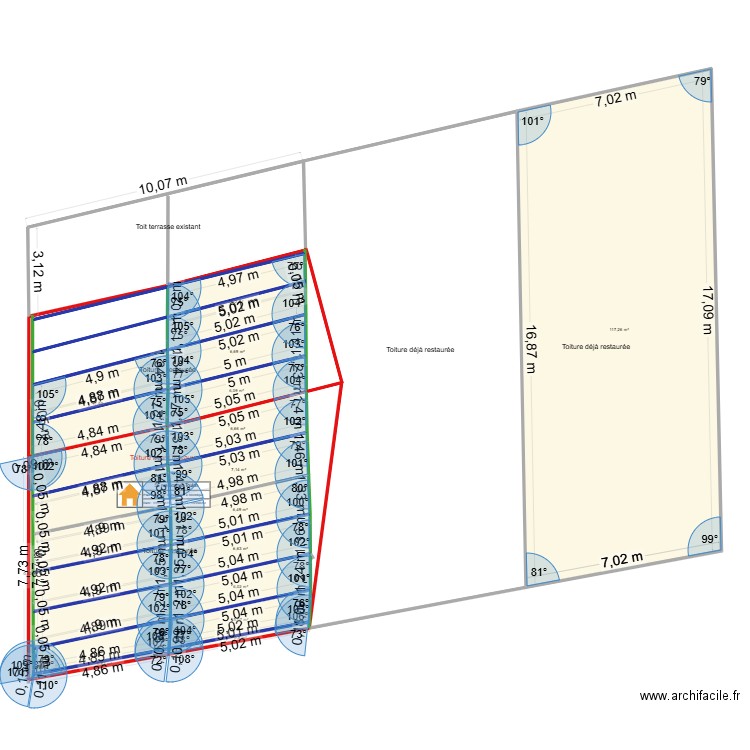 Plan détail de toiture charpente. Plan de 15 pièces et 229 m2