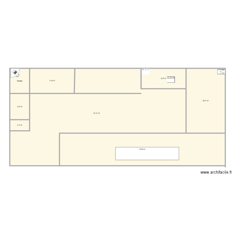 exemple. Plan de 8 pièces et 217 m2