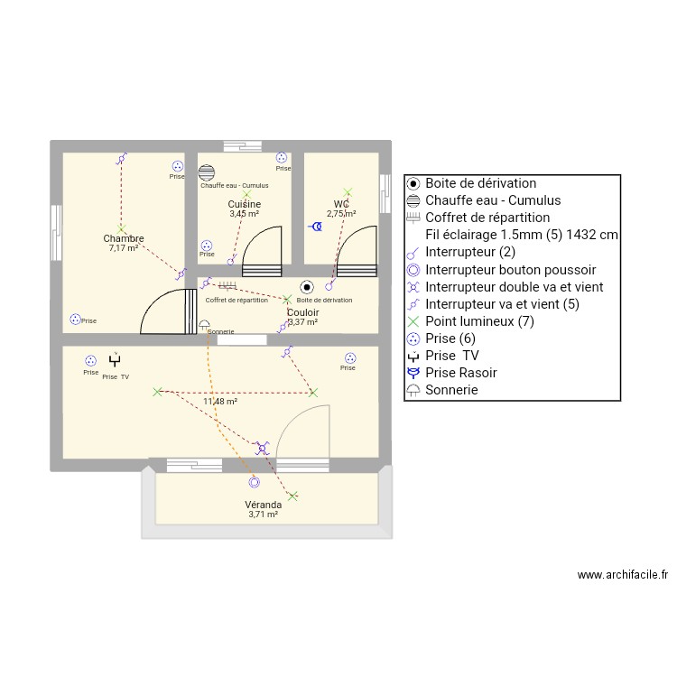 Studio Modène. Plan de 6 pièces et 32 m2