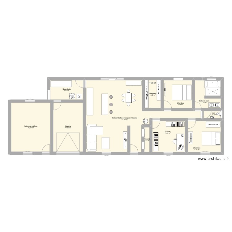 Maison en I. Plan de 11 pièces et 151 m2