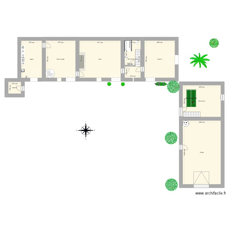 RDC Maison. Plan de 8 pièces et 221 m2