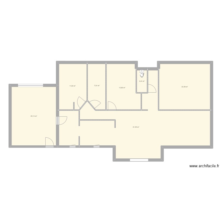 PMR-Ulysse. Plan de 7 pièces et 144 m2