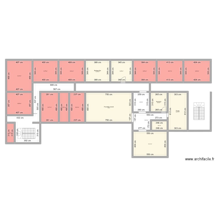 test. Plan de 21 pièces et 302 m2