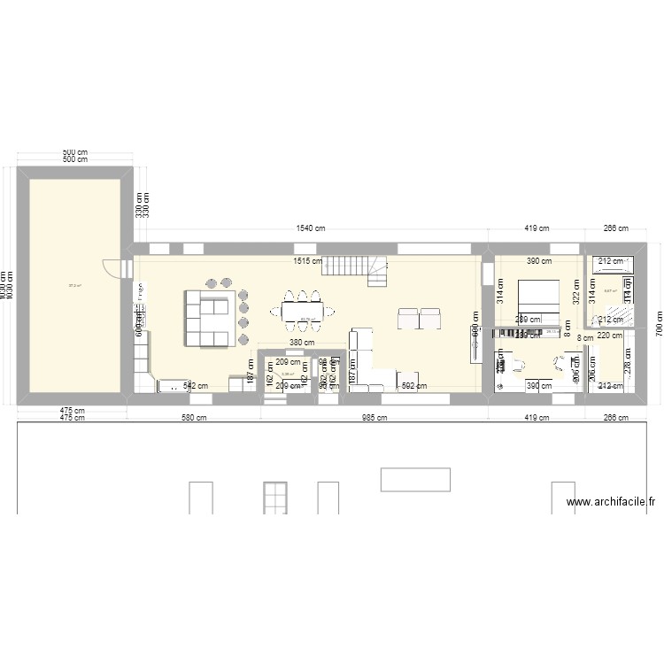 version cuisine à droite. Plan de 6 pièces et 162 m2