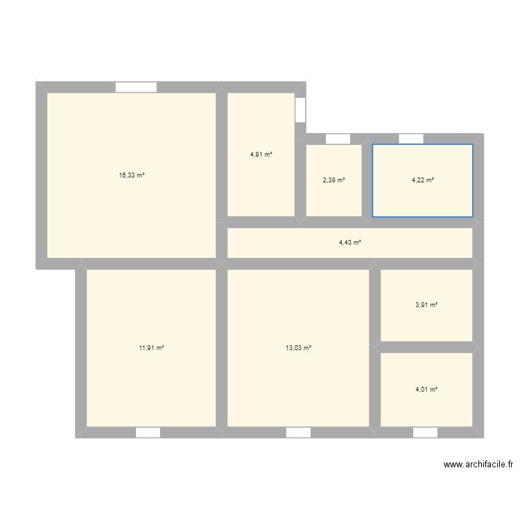 R1 CHALOUERE. Plan de 9 pièces et 65 m2