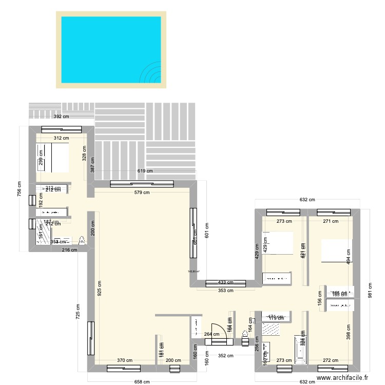 Maison cotée modifiée. Plan de 1 pièce et 146 m2