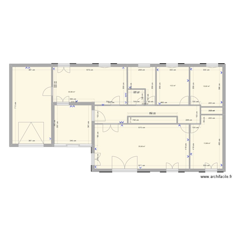 st medard en jalles prises. Plan de 7 pièces et 157 m2