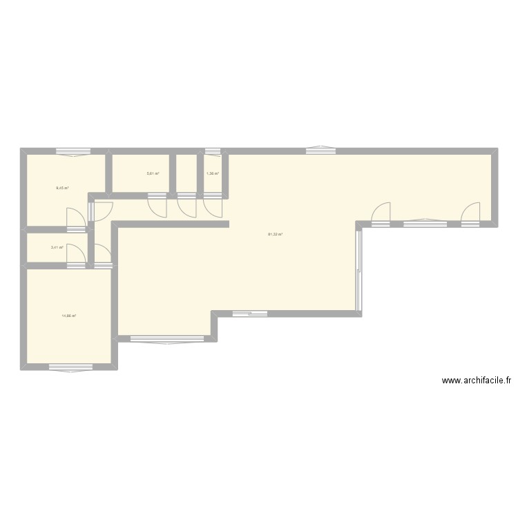 Maison. Plan de 6 pièces et 116 m2