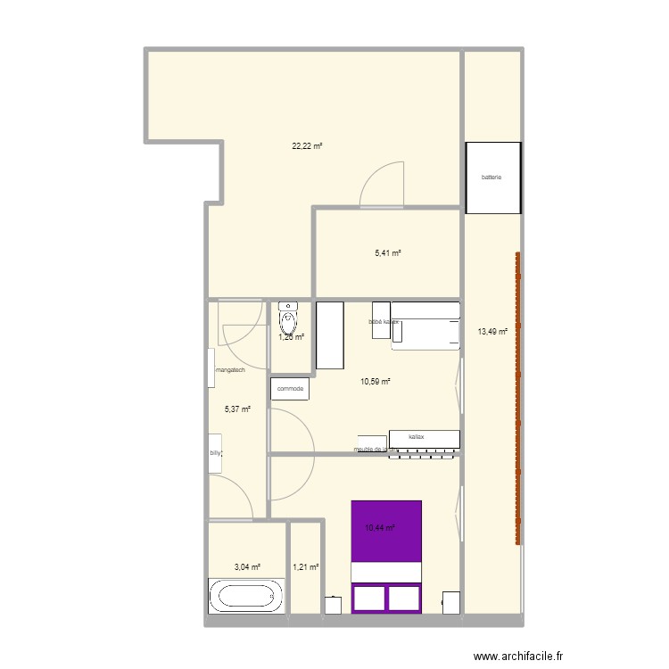 appartement. Plan de 9 pièces et 73 m2