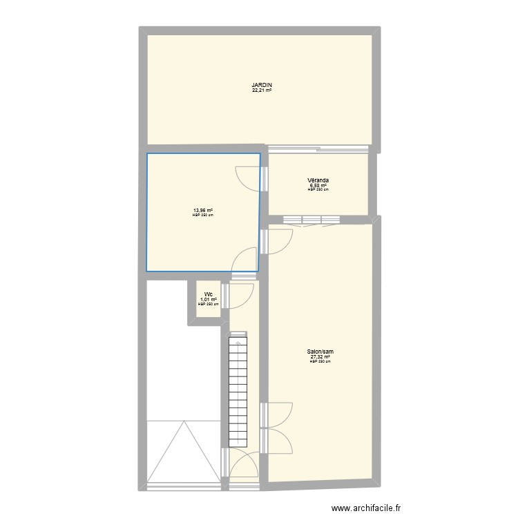 RDC. Plan de 5 pièces et 74 m2