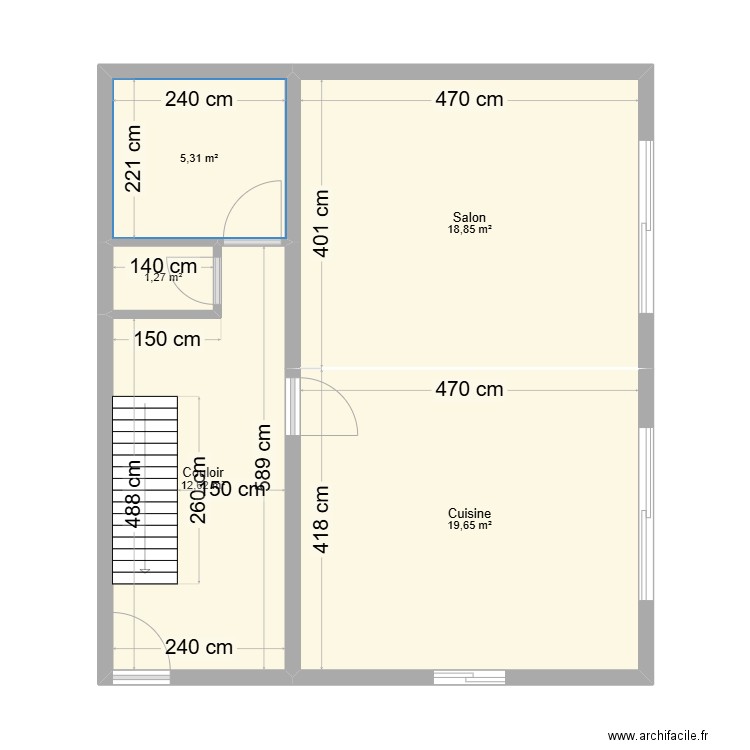 RDC. Plan de 5 pièces et 58 m2