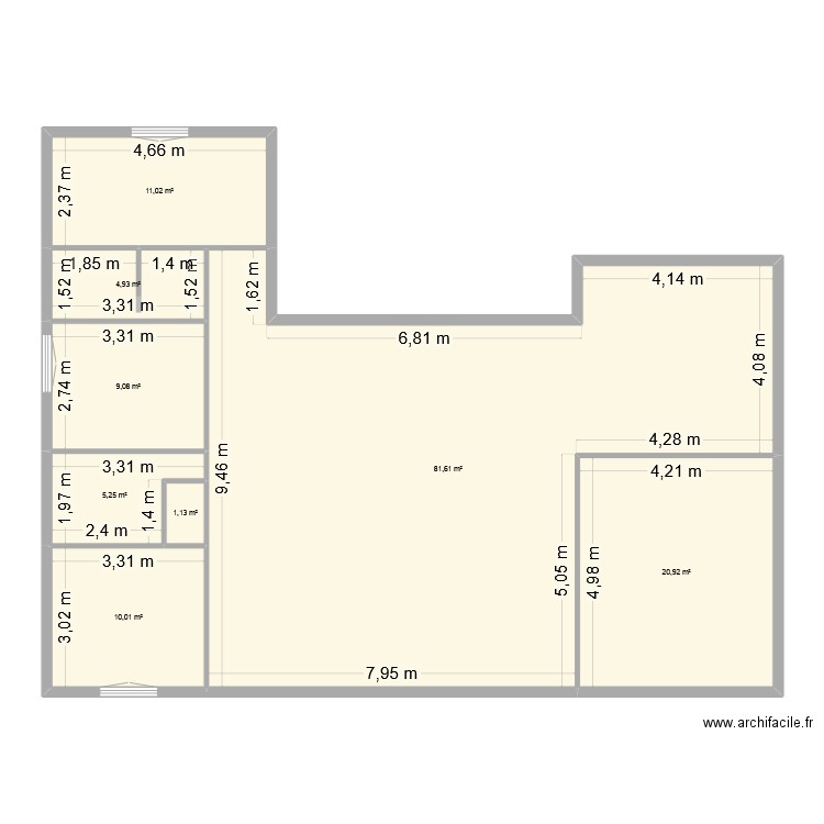 montrond1. Plan de 8 pièces et 144 m2