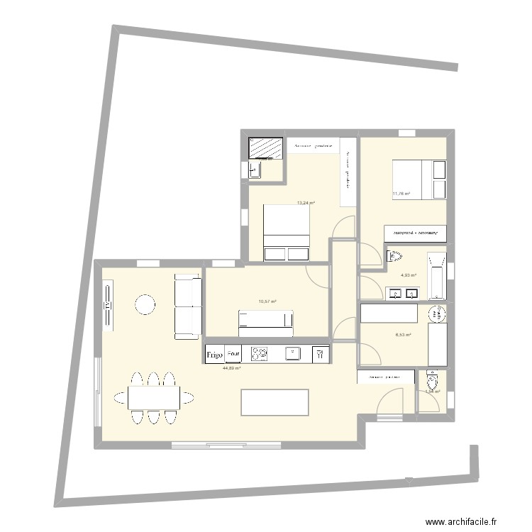 Saint-hilaire de clisson 1. Plan de 8 pièces et 95 m2